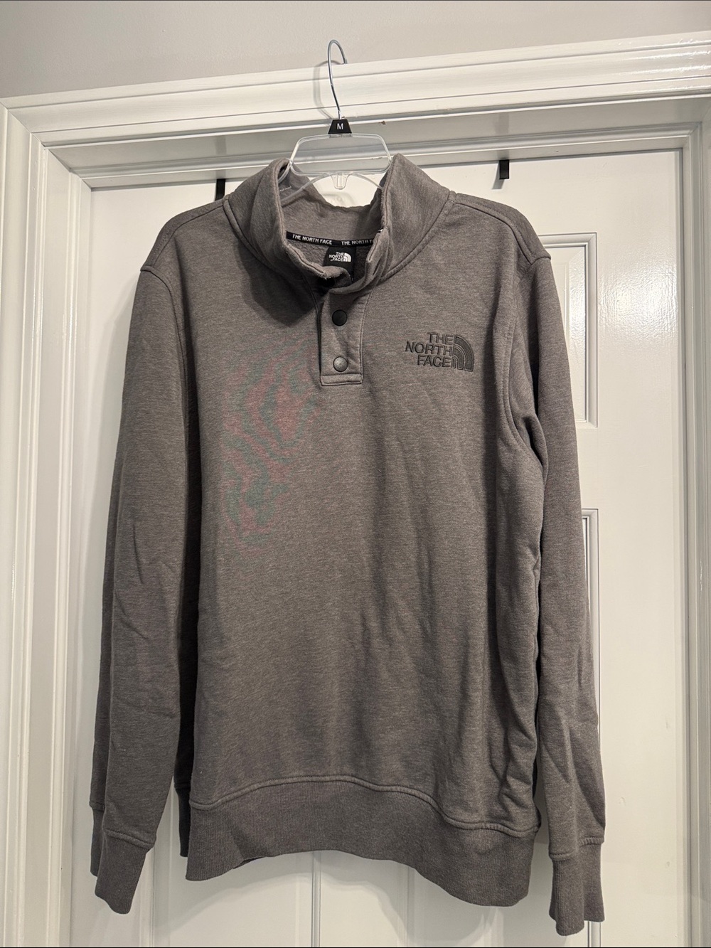 The North Face Heather Gray Snap-Placket Pullover men’s size large